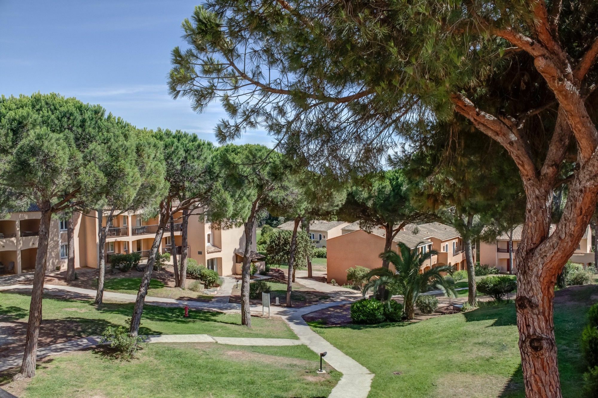Saint-Raphaël Residence Pierre & Vacances Valescure מראה חיצוני תמונה